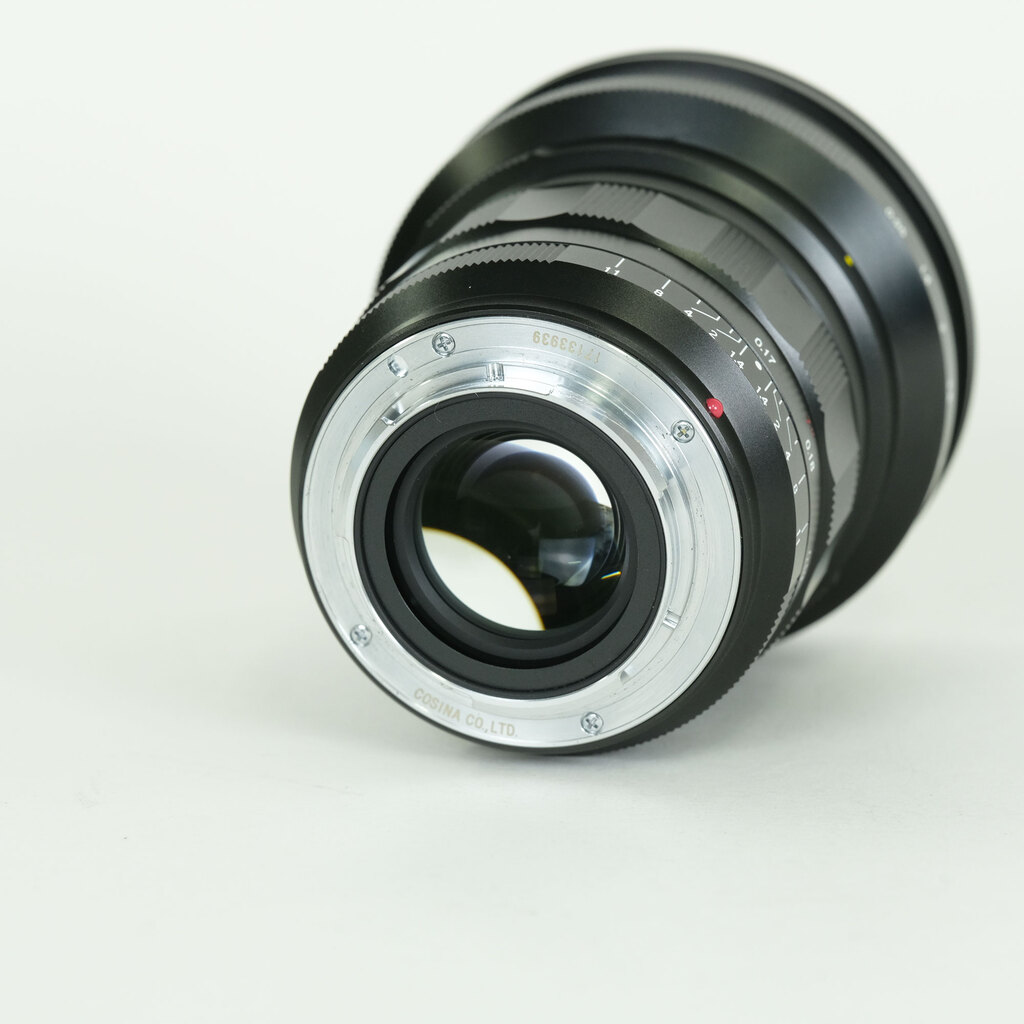 Voigtlander NOKTON 10.5mm F0.95（マイクロフォーサーズ用）