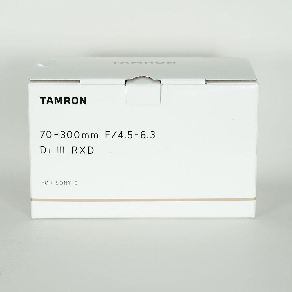 TAMRON 70-300mm F/4.5-6.3 Di III RXD (Model A047) [ソニーE用]