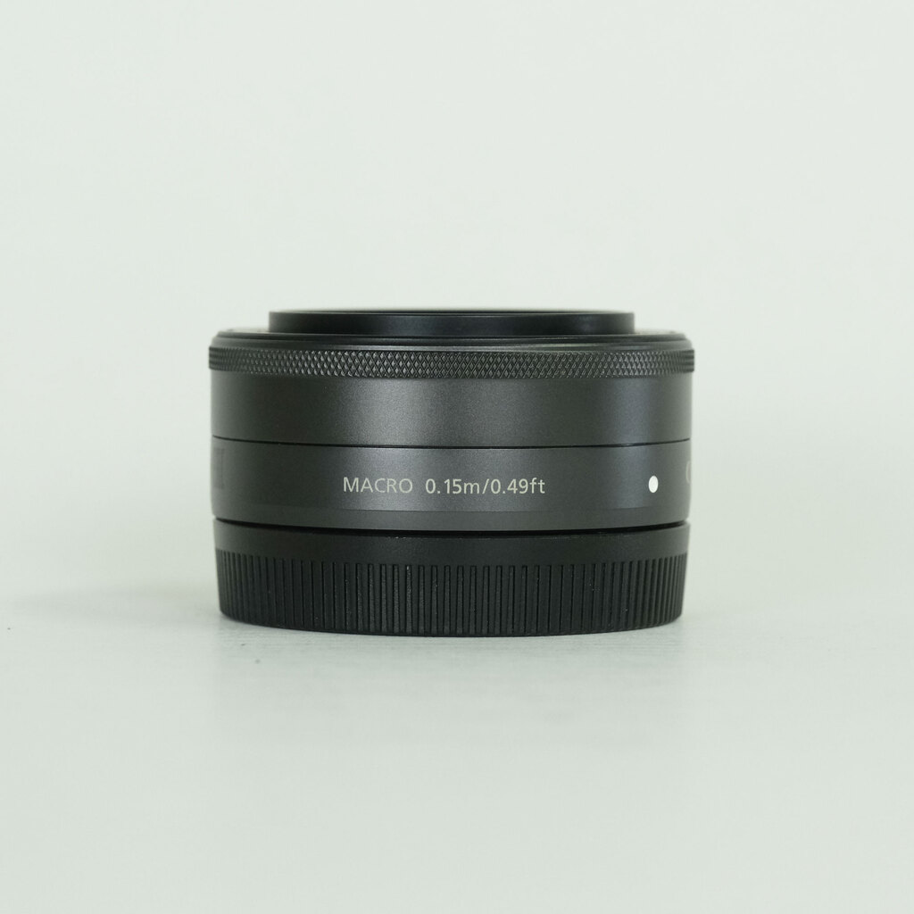 Canon EF-M22mm F2 STM
