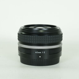 Nikon NIKKOR Z 40mm f/2 Nikon NIKKOR Z 40mm f/2