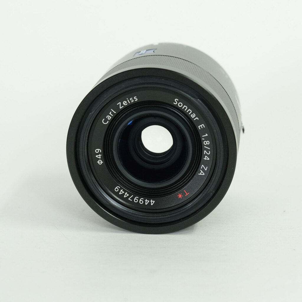 SONY Sonnar T* E 24mm F1.8 ZA SEL24F18Z