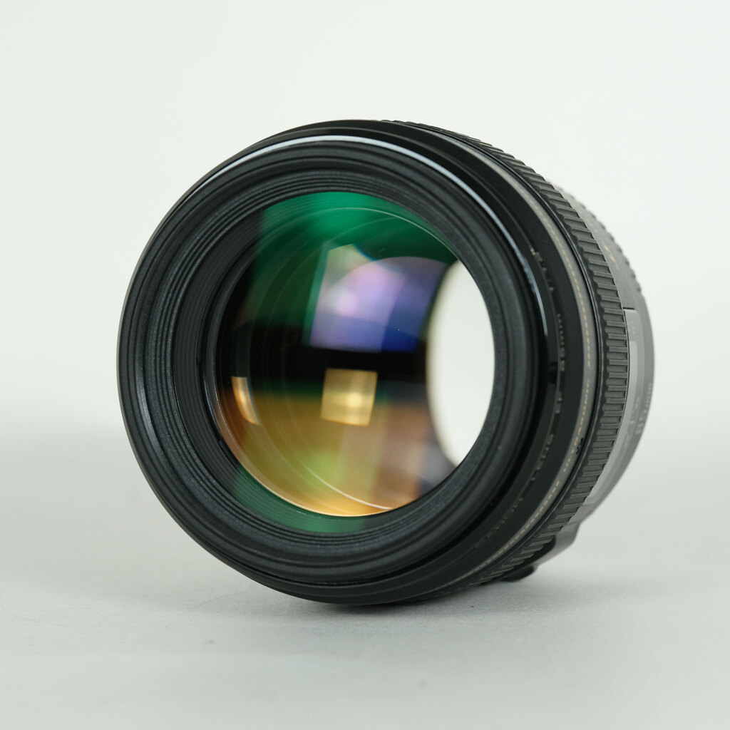 Canon EF85mm F1.8 USM Canon EF85mm F1.8 USM