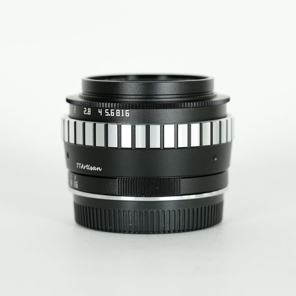 銘匠光学 TTArtisan 23mm F1.4 C (フジフイルムX用) ブラック