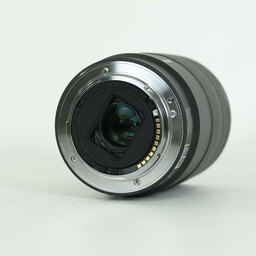SONY E 18-135mm F3.5-5.6 OSS SEL18135