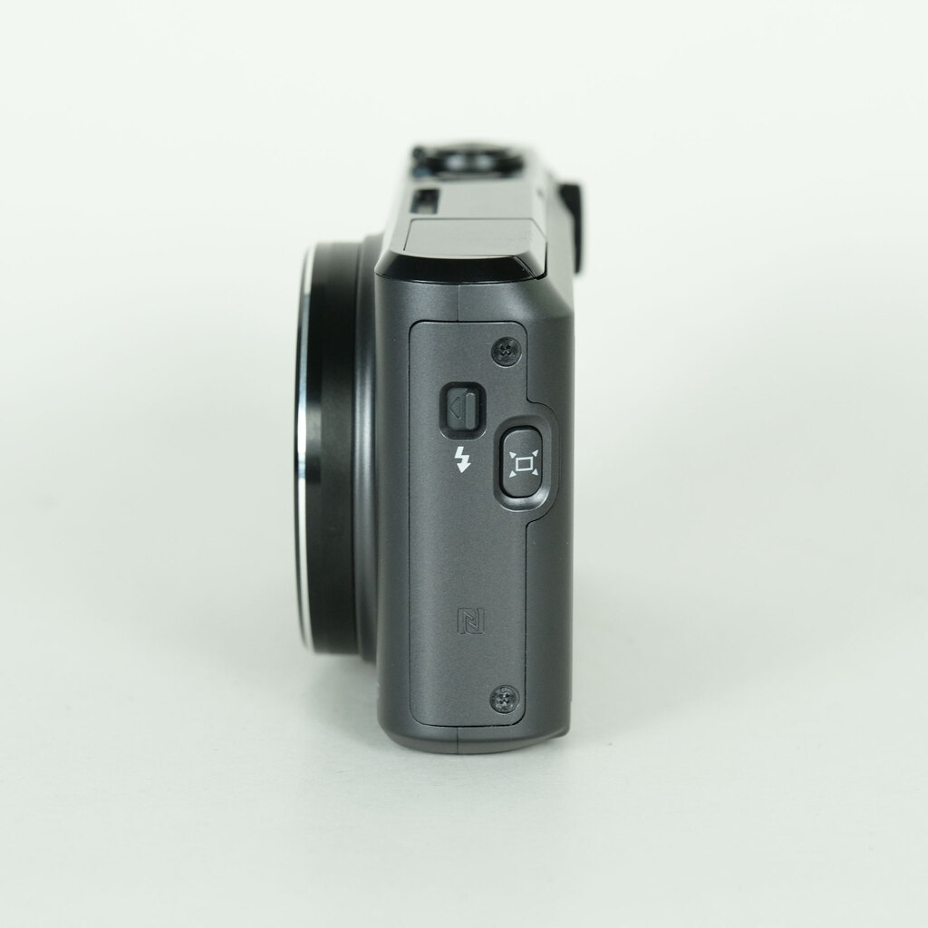 Canon PowerShot SX720 HS ブラック