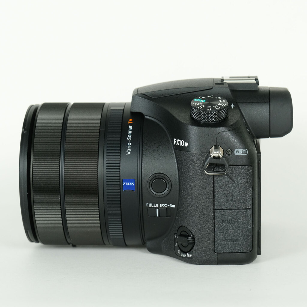 SONY Cyber-shot DSC-RX10M4