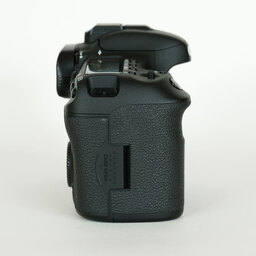 Canon EOS 7D Mark II