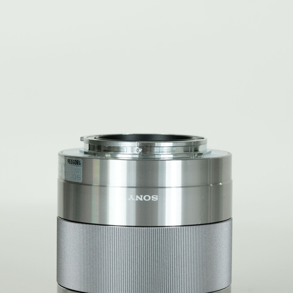 SONY E 50mm F1.8 OSS SEL50F18