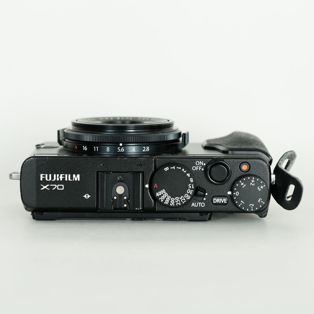 FUJIFILM X70 ブラック