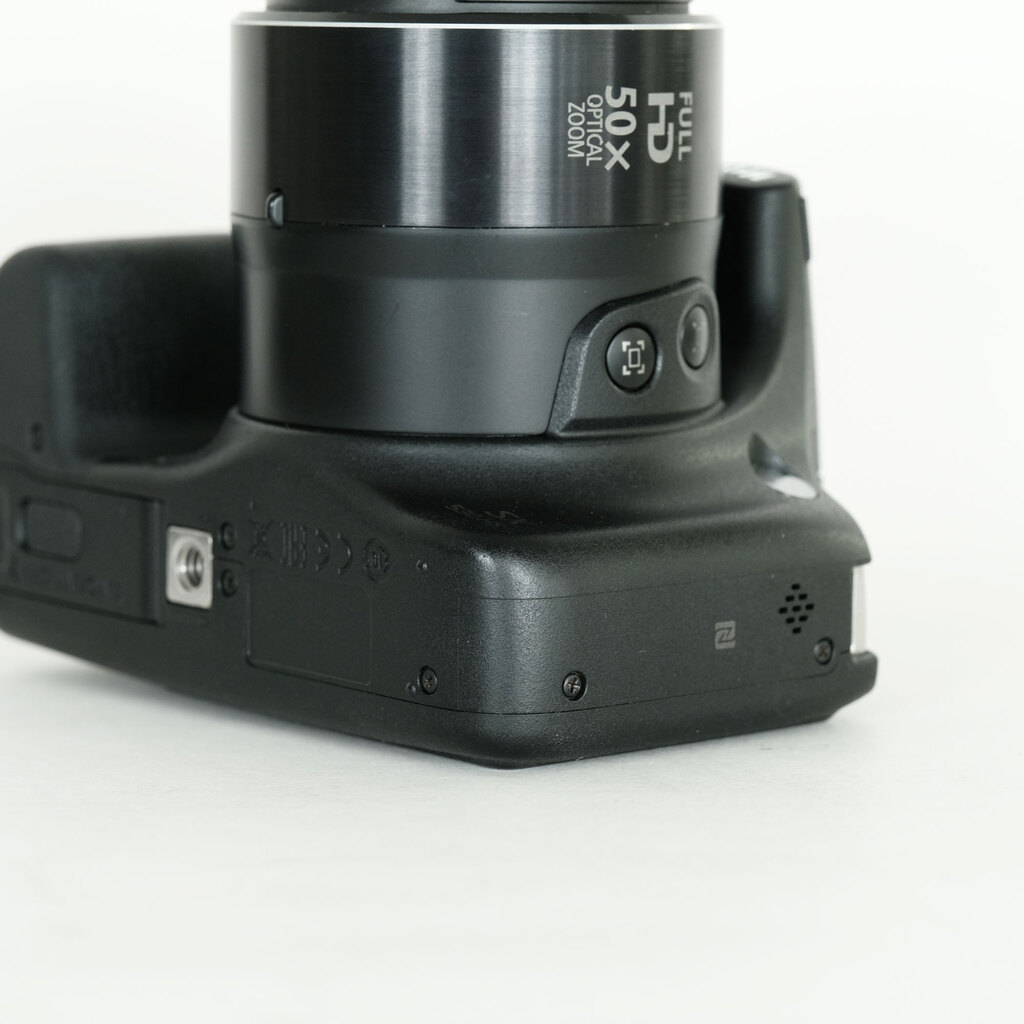 Canon PowerShot SX530 HS Canon PowerShot SX530 HS