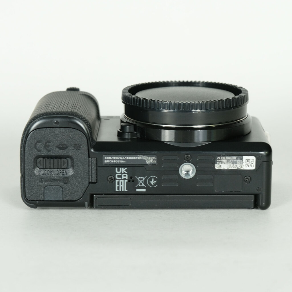 SONY VLOGCAM ZV-E10 SONY VLOGCAM ZV-E10