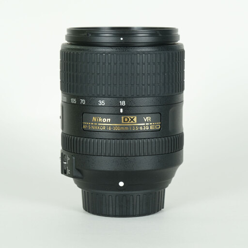 Nikon AF-S DX NIKKOR 18-300mm f/3.5-6.3G ED VRを徹底解説。作例から