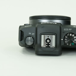 Canon EOS RP Canon EOS RP