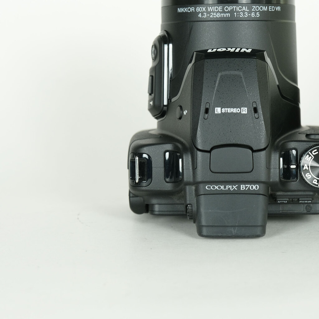 Nikon COOLPIX B700 ブラック