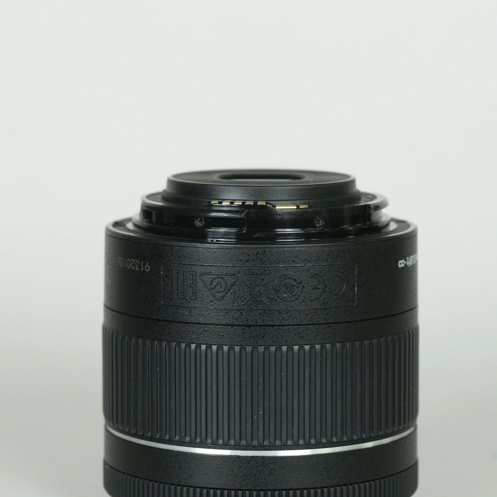 Canon EF-S18-55mm F4-5.6 IS STM Canon EF-S18-55mm F4-5.6 IS STM