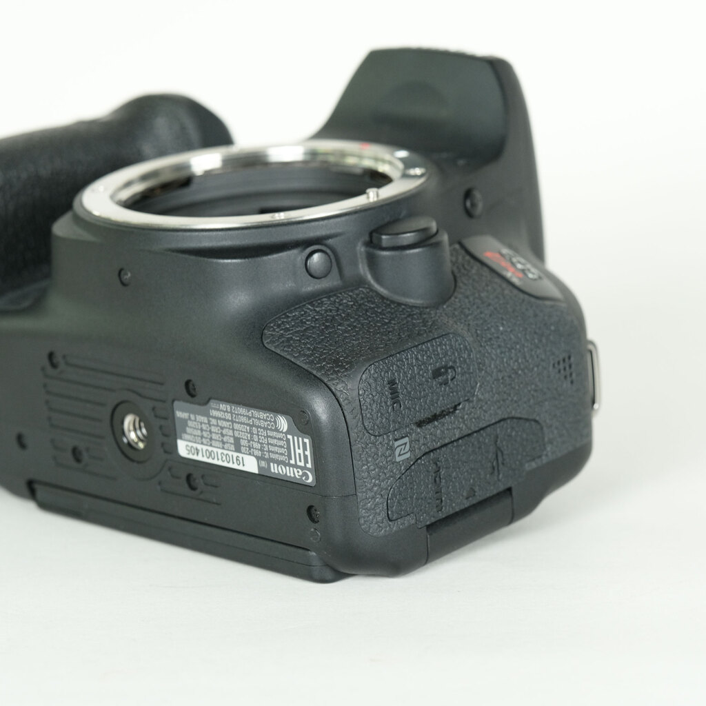 Canon EOS Kiss X9i