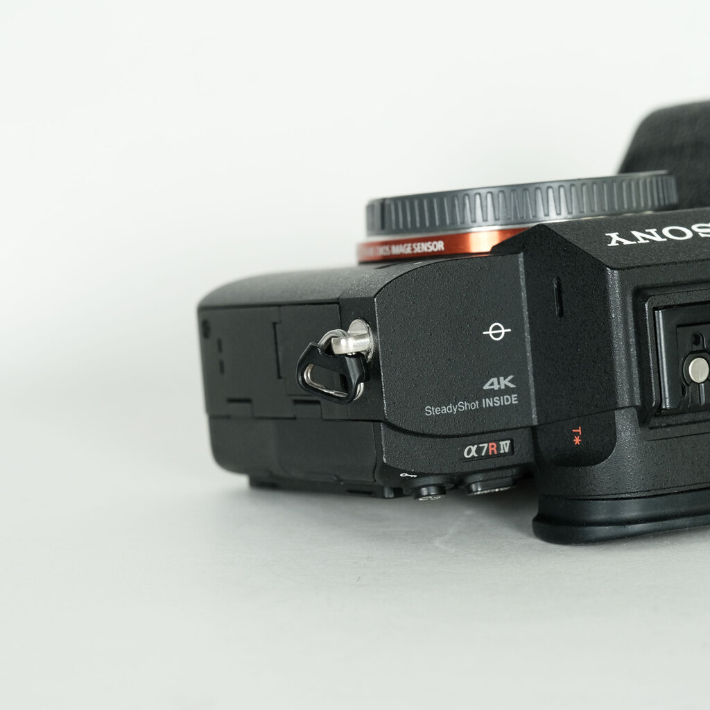 SONY α7RIV ボディ ILCE-7RM4A   【後期モデル 液晶下部にSONYロゴなし】