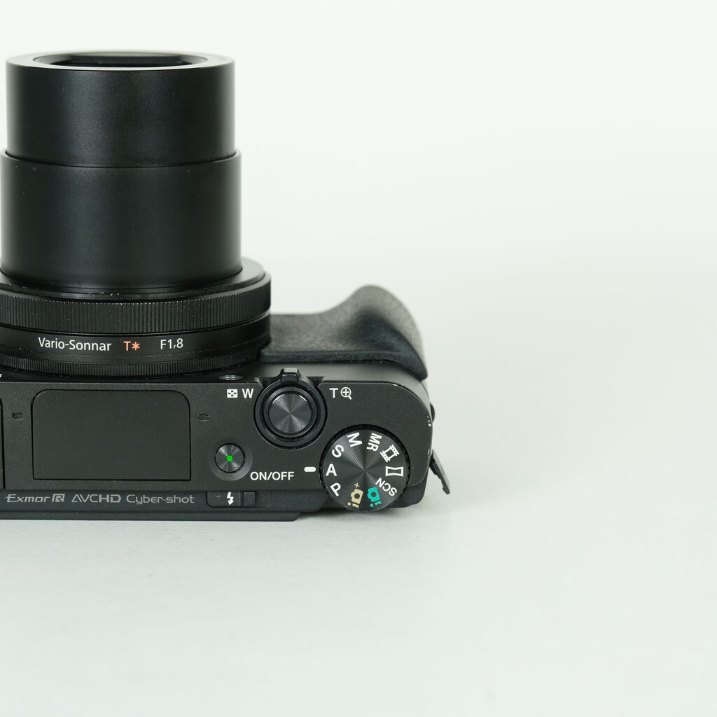 SONY Cyber-shot DSC-RX100M3 SONY Cyber-shot DSC-RX100M3