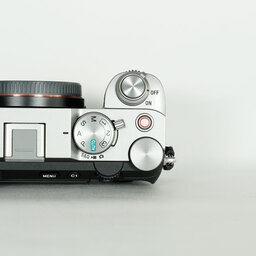 SONY α7C II(ILCE-7CM2) SONY α7C II(ILCE-7CM2)