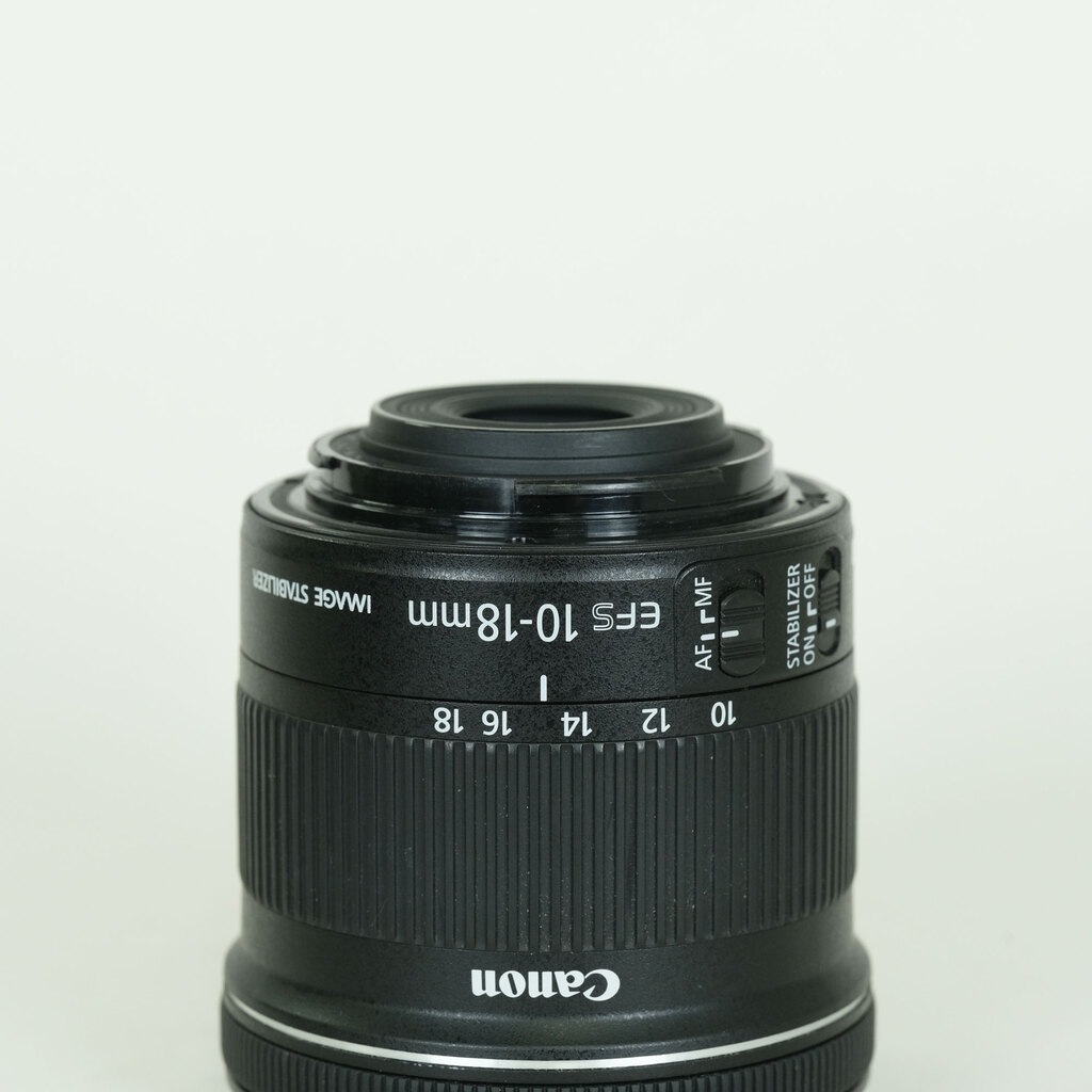 Canon EF-S10-18mm F4.5-5.6 IS STM