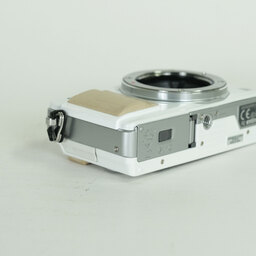 OLYMPUS PEN mini E-PM2 ボディ ホワイト