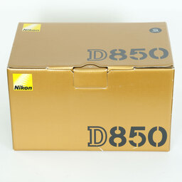 Nikon D850