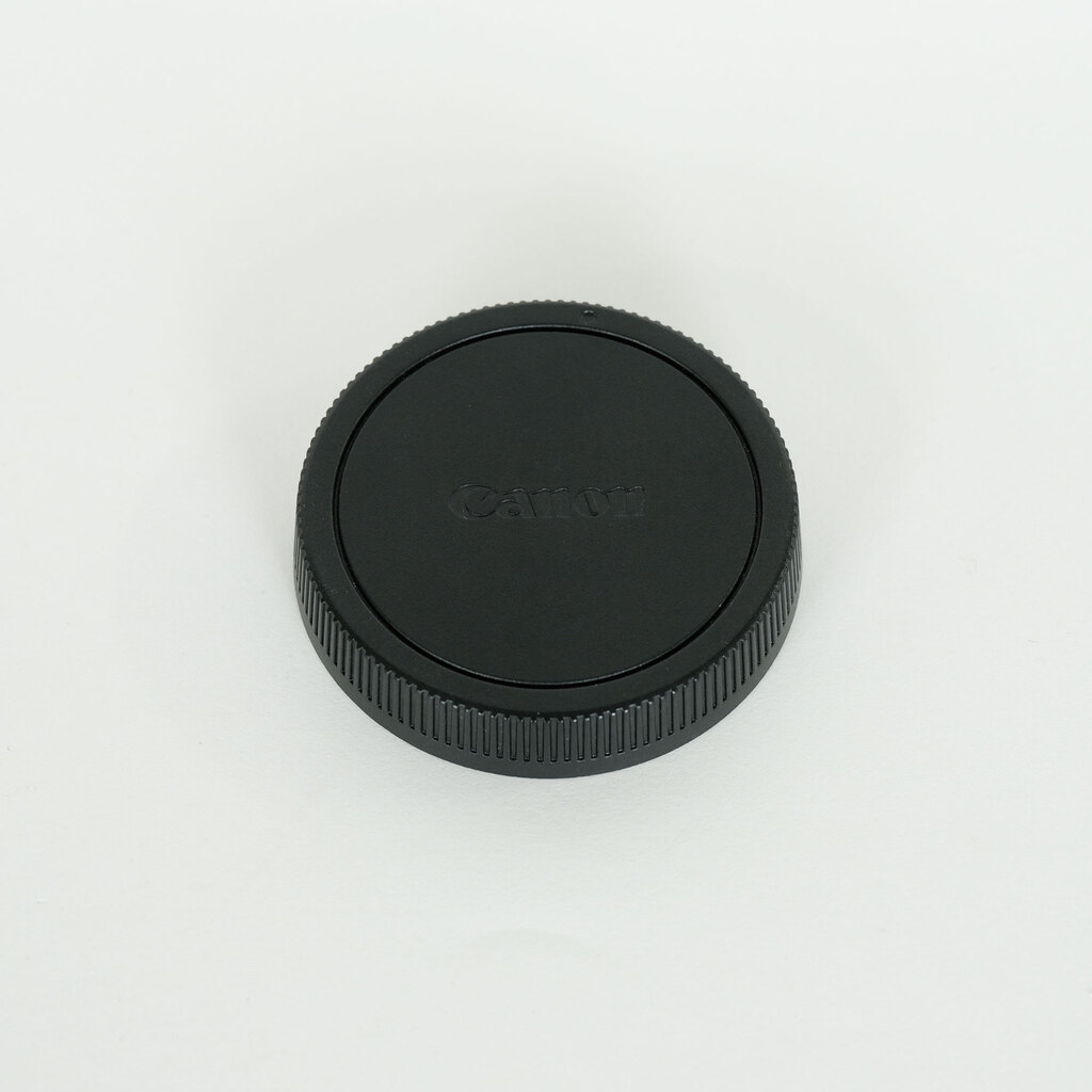 Canon EF-M28mm F3.5 マクロ IS STM