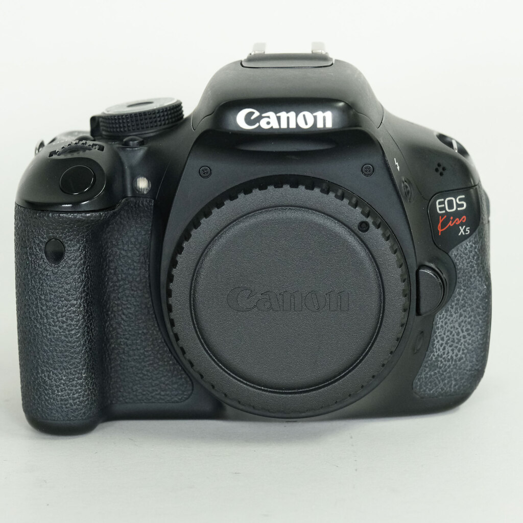 Canon EOS Kiss X5 ボディ
