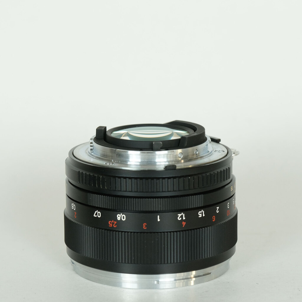 Carl Zeiss Planar T* 50mm F1.4 ZF [ニコンF用]