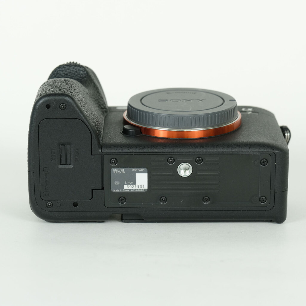 SONY α7 IV(ILCE-7M4) SONY α7 IV(ILCE-7M4)