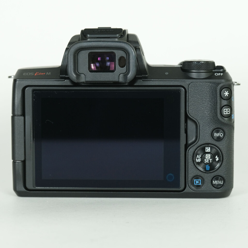 Canon EOS Kiss M Canon EOS Kiss M