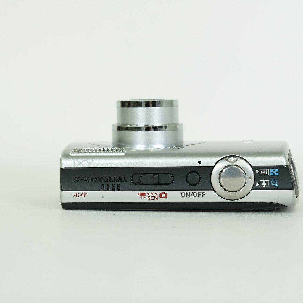 Canon IXY DIGITAL 910IS シルバー
