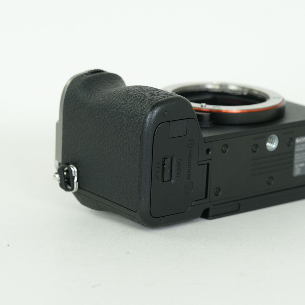 SONY α7C II(ILCE-7CM2) SONY α7C II(ILCE-7CM2)