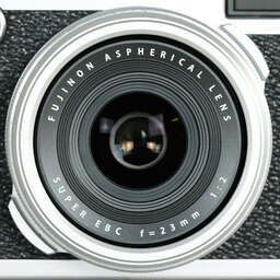 FUJIFILM X100F シルバー