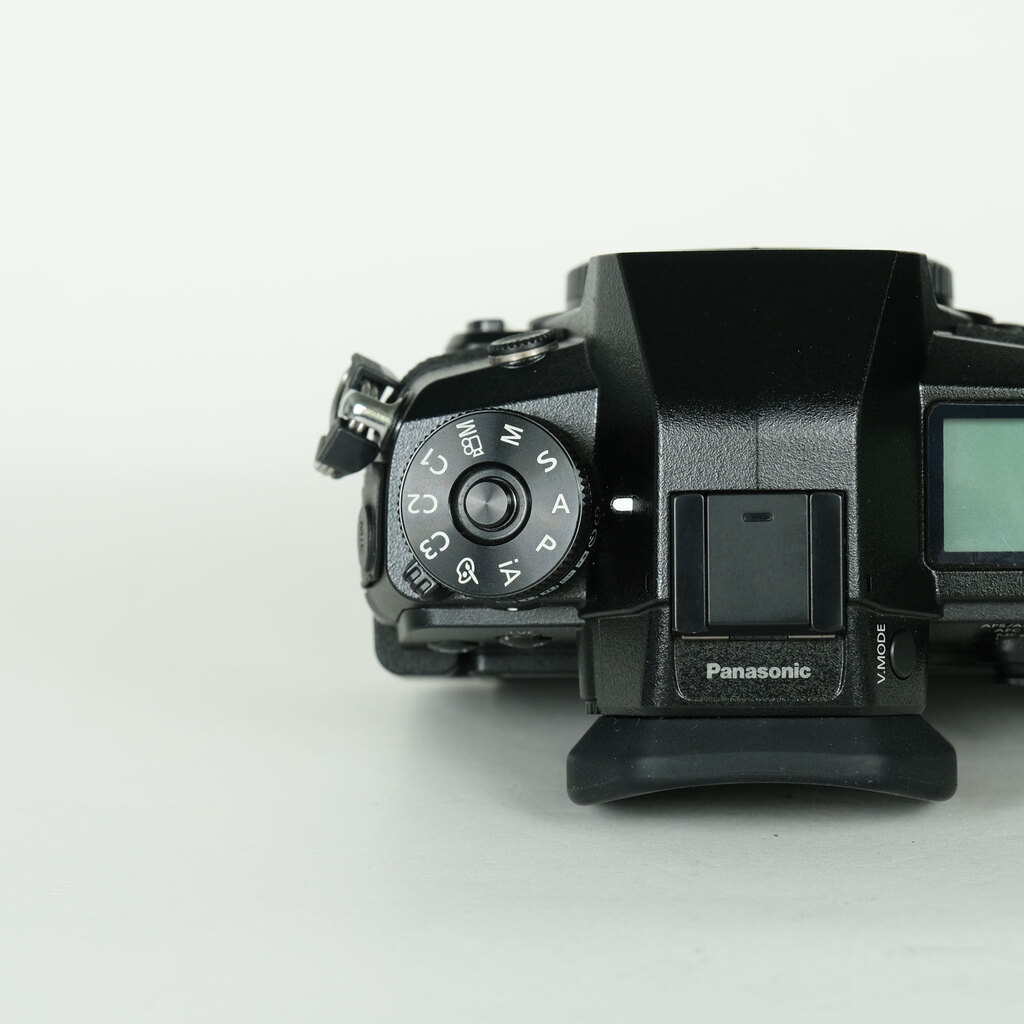 Panasonic LUMIX DC-G9 PROの出品 | ONE SCENE（ワンシーン）