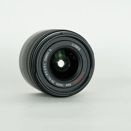 Panasonic LUMIX G VARIO 14-42mm F3.5-5.6II ASPH. MEGA O.I.S.  ブラック