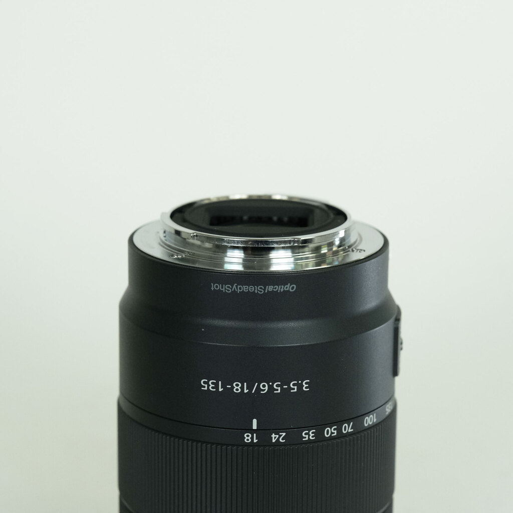 SONY E 18-135mm F3.5-5.6 OSS SEL18135 SONY E 18-135mm F3.5-5.6 OSS SEL18135