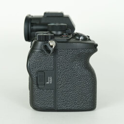 SONY α7 IV(ILCE-7M4) SONY α7 IV(ILCE-7M4)