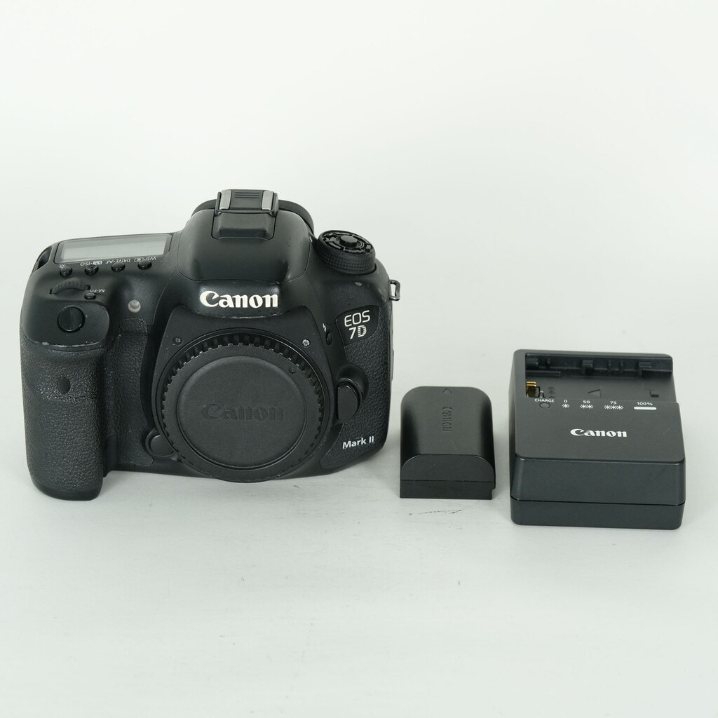 Canon EOS 7D Mark II