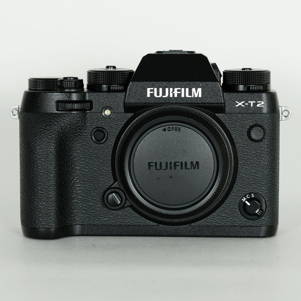 FUJIFILM X-T2