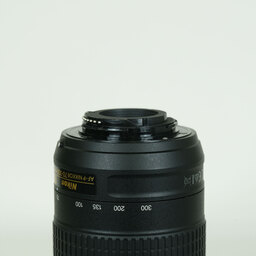 Nikon AF-P DX NIKKOR 70-300mm f/4.5-6.3G ED VR Nikon AF-P DX NIKKOR 70-300mm f/4.5-6.3G ED VR