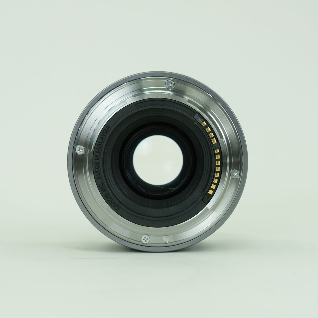 Canon RF50mm F1.8 STM Canon RF50mm F1.8 STM