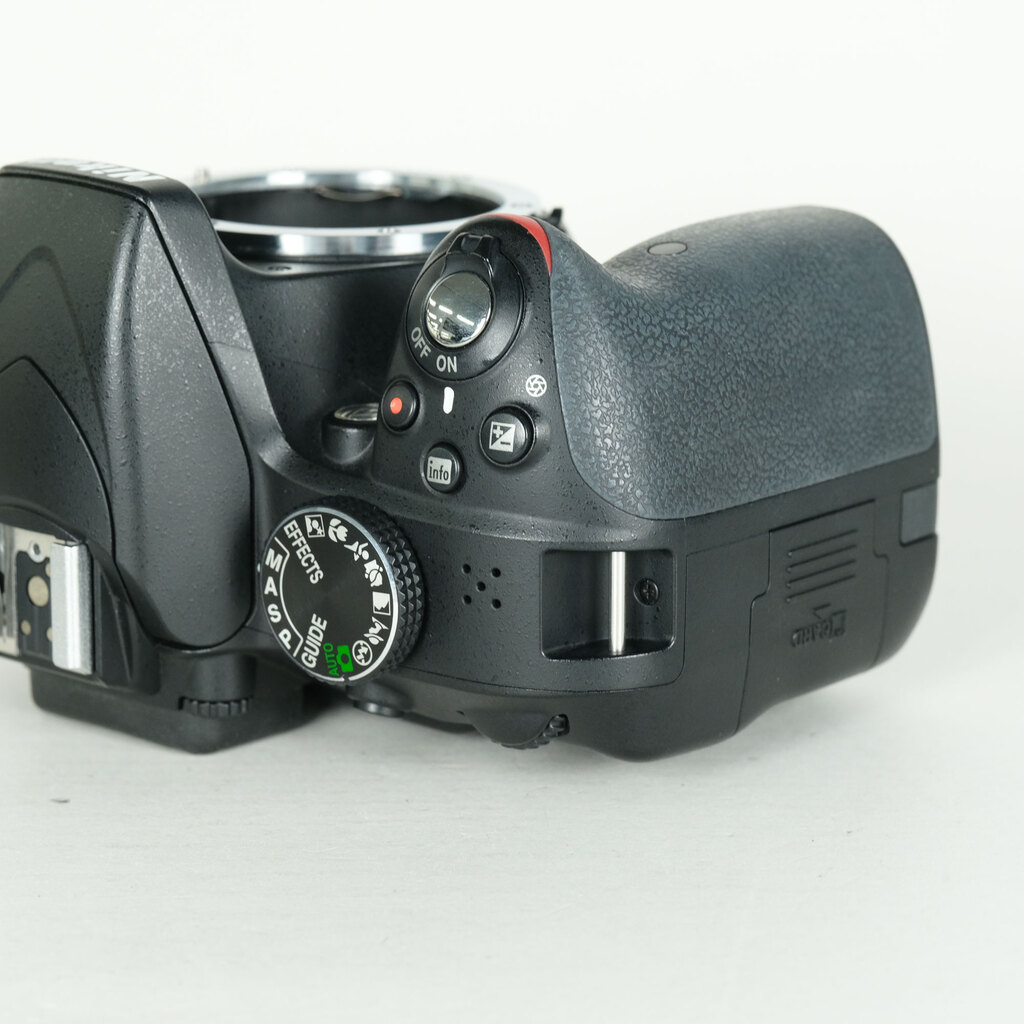 Nikon D3300