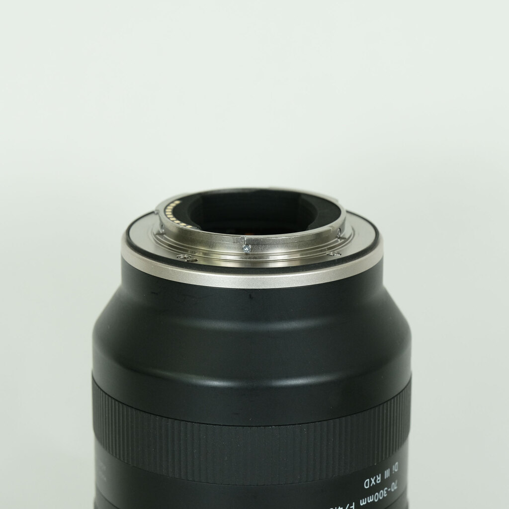 TAMRON 70-300mm F/4.5-6.3 Di III RXD (Model A047) [ソニーE用]