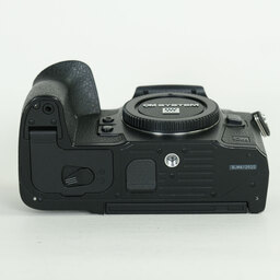 OM SYSTEM OM-1
