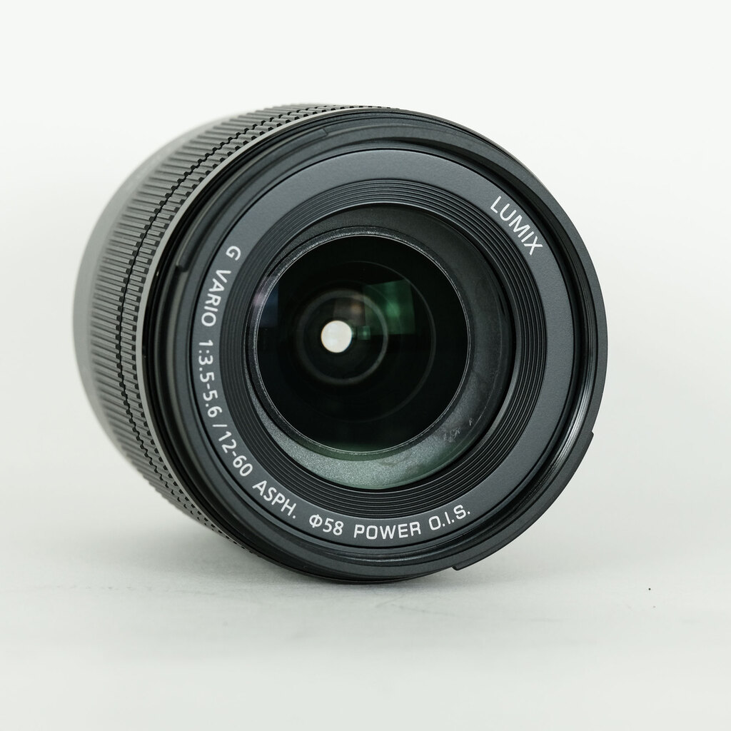 Panasonic LUMIX G VARIO 12-60mm / F3.5-5.6 ASPH. / POWER O.I.S.