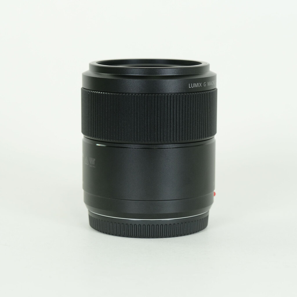 Panasonic LUMIX G MACRO 30mm F2.8 ASPH. MEGA O.I.S.