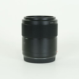Panasonic LUMIX G MACRO 30mm F2.8 ASPH. MEGA O.I.S.