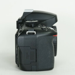 Nikon D5100 ボディ