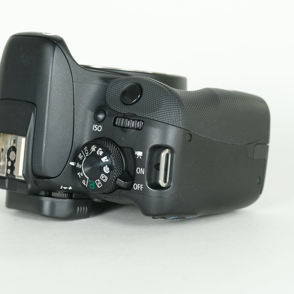 Canon EOS Kiss X7 Canon EOS Kiss X7